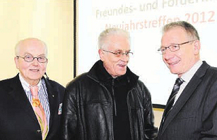 Neujahrstreffen im Kunstmuseum Celle mit Oberbürgermeister Dirk-Ulrich Mende (rechts), Robert Simon (links) und Künstler Peter Basler Foto: Peter Müller